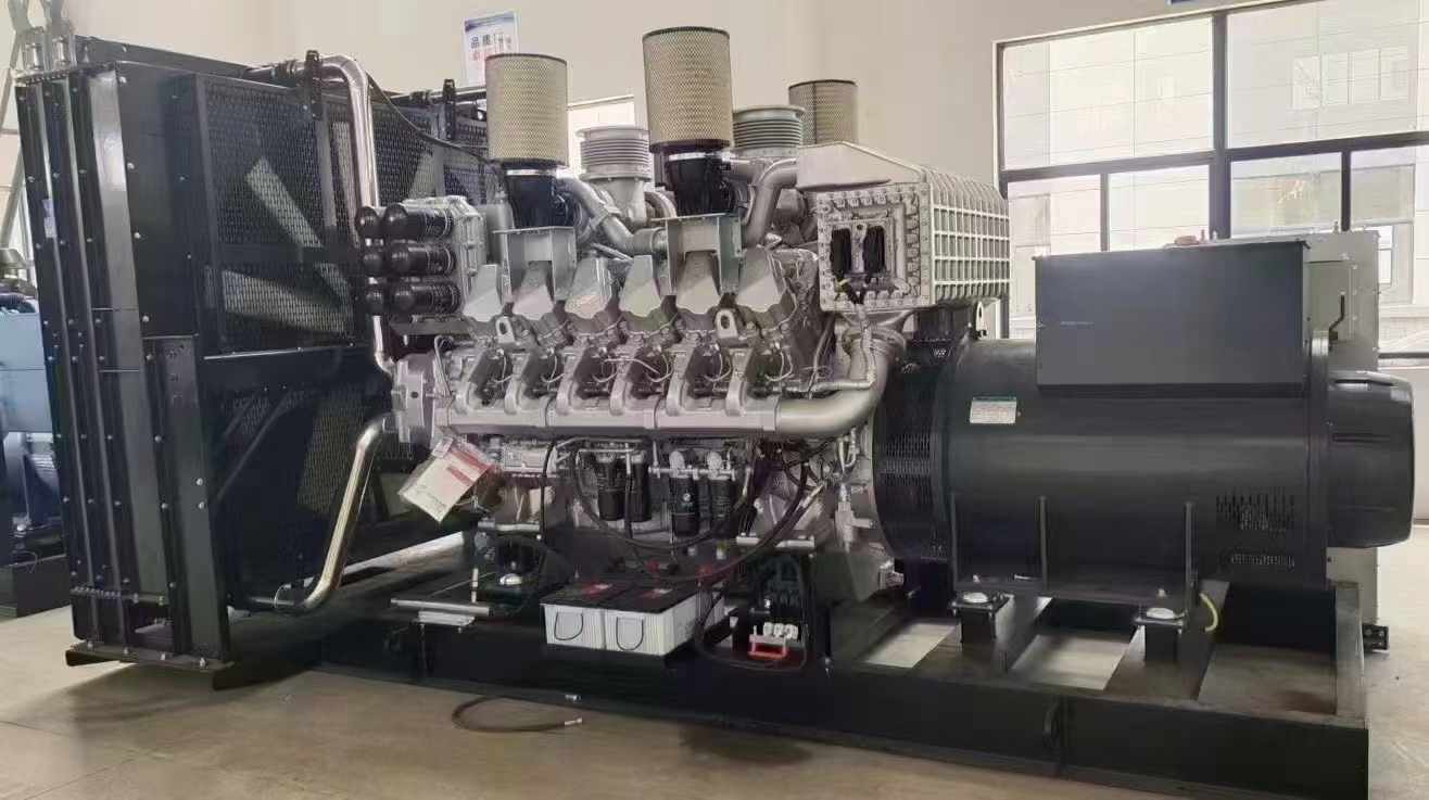 城东800KW柴油发电机组可以带动多少kw的设备？