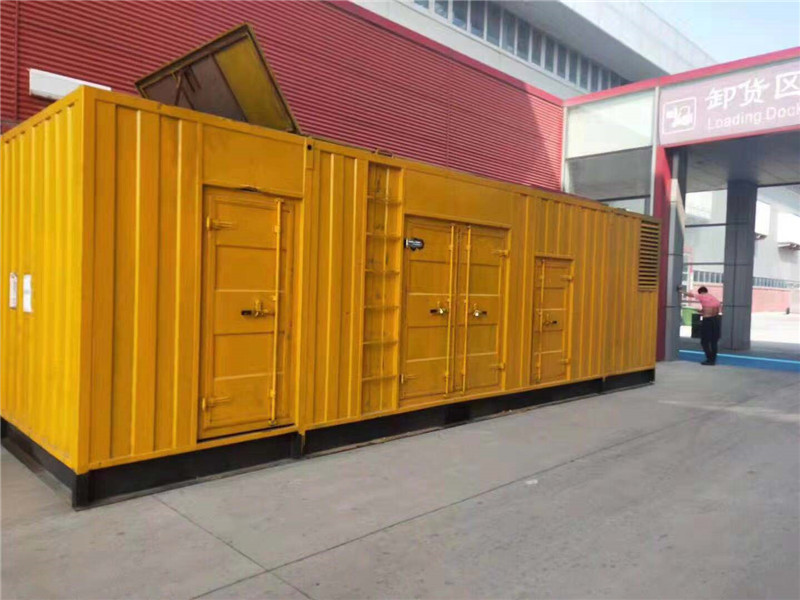 城东国内外发电机组租赁合同在明确设备维护责任方面有哪些不同做法？