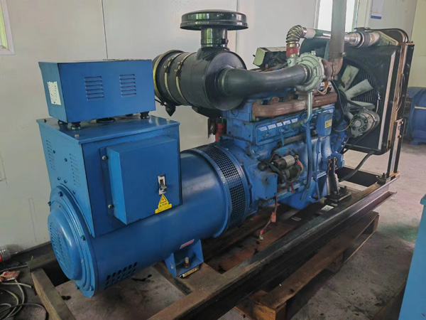 城东100kW柴油发电机组使用多级机油有哪些优缺点？